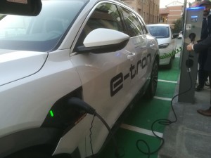 Colonnine di ricarica auto elettriche